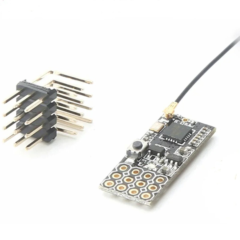 FS FS2A-4CH جهاز استقبال PWM ب - مراجعة Rc And Hobby وسعره